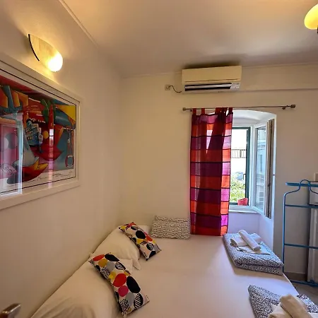 Hostel Split بيت شباب