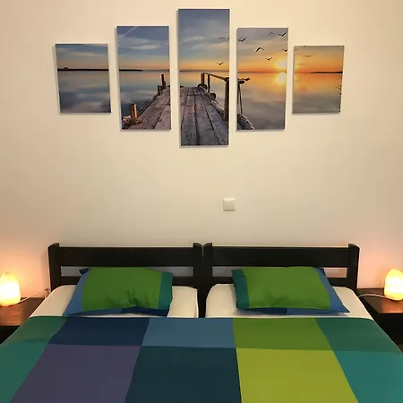 Hostel Split بيت شباب *