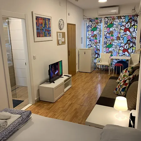 ホステル スプリト *